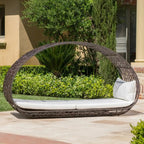 Abigal Outdoor Wicker Daybed With Cushion