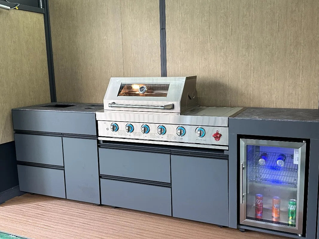 Customized Weatherproof Outdoor Kitchen Set BBQ Grills with Shed Stainless Steel Cabinets & Luxury Aluminum for Patio