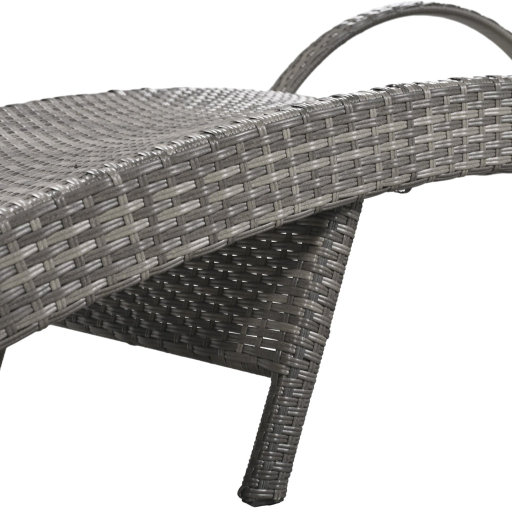 Outdoor Wicker Chaise Lounge Chairs Set of 2