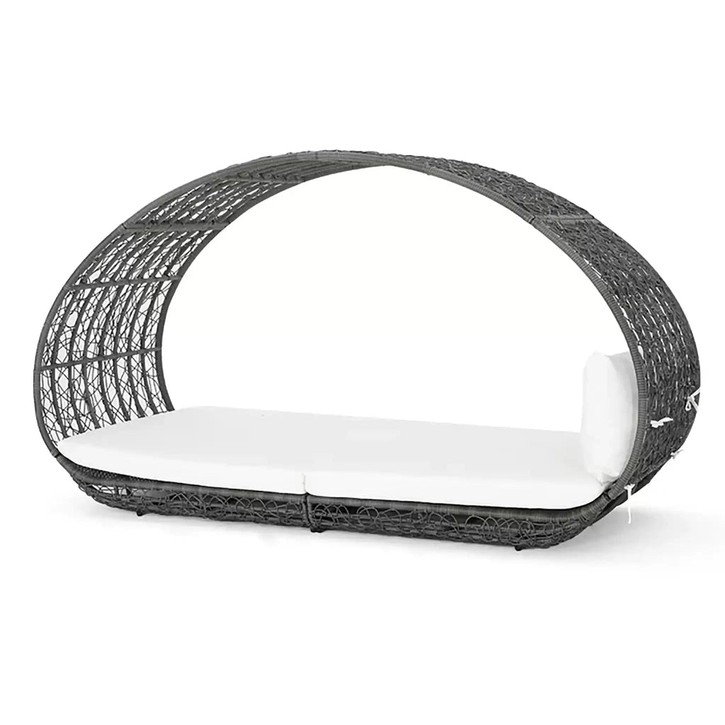 Abigal Outdoor Wicker Daybed With Cushion