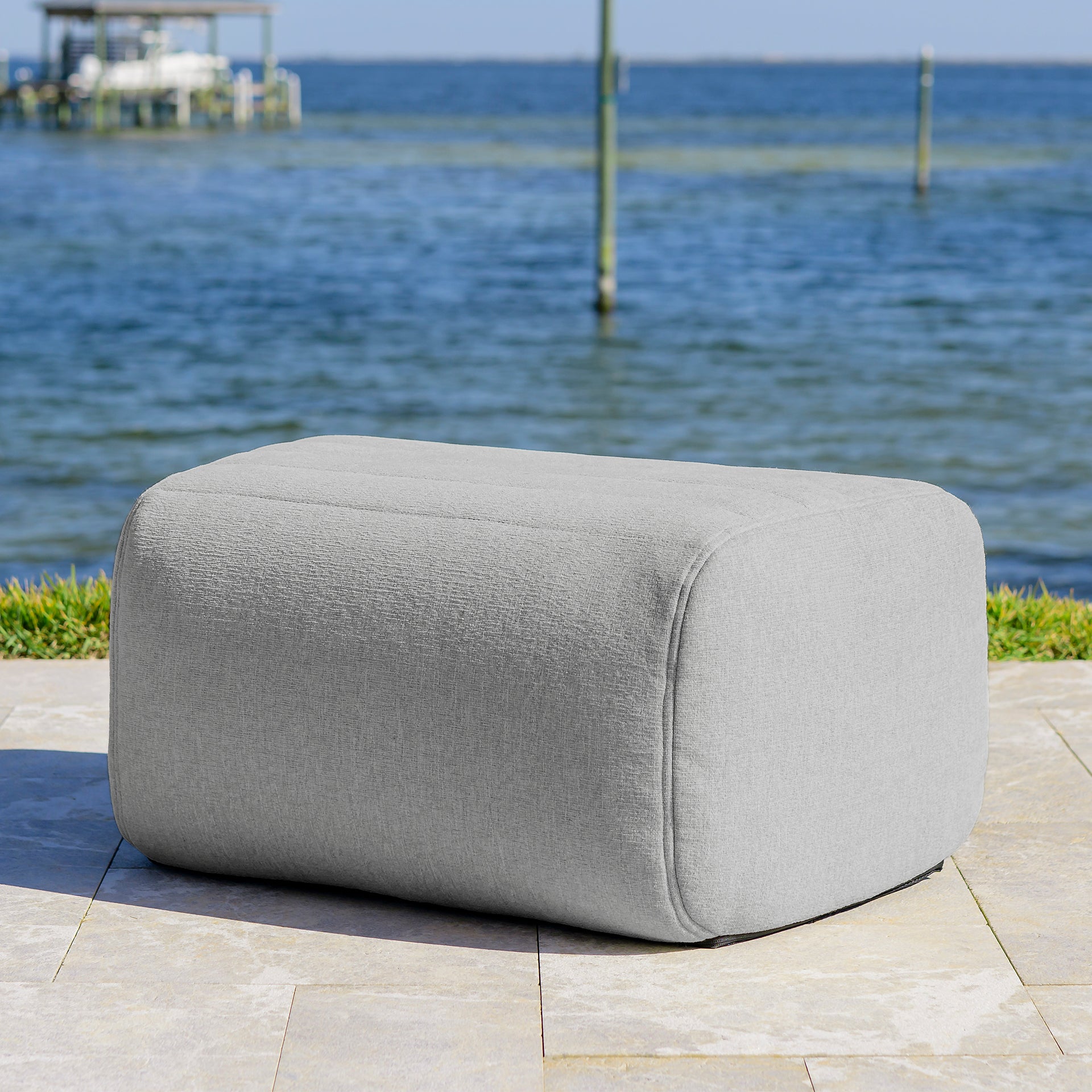 Solvana™ Outdoor Ottoman