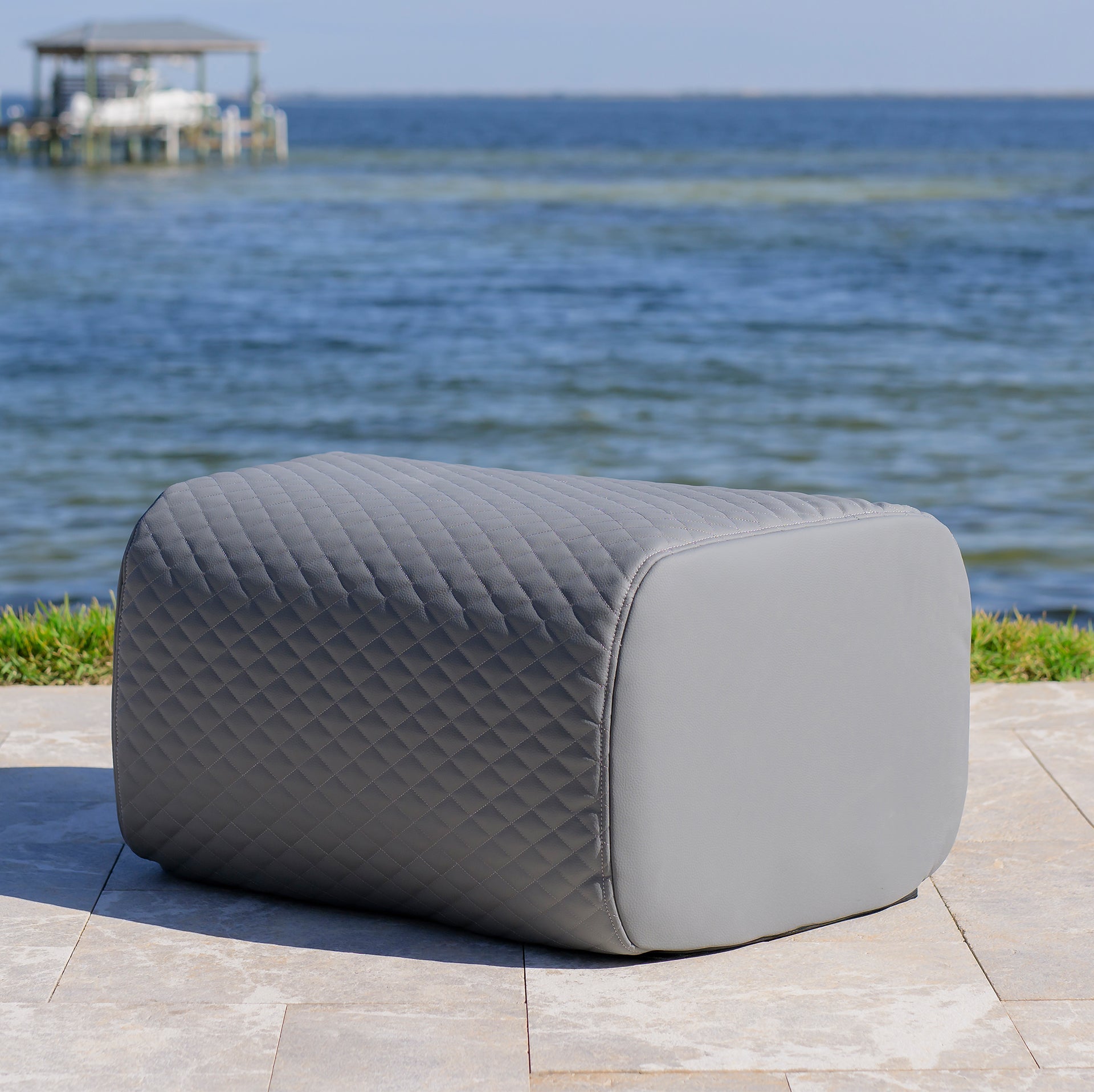 Solvana™ Outdoor Ottoman
