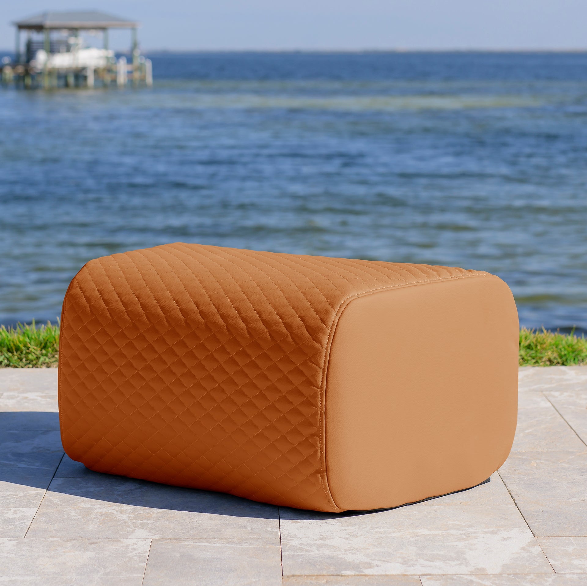 Solvana™ Outdoor Ottoman