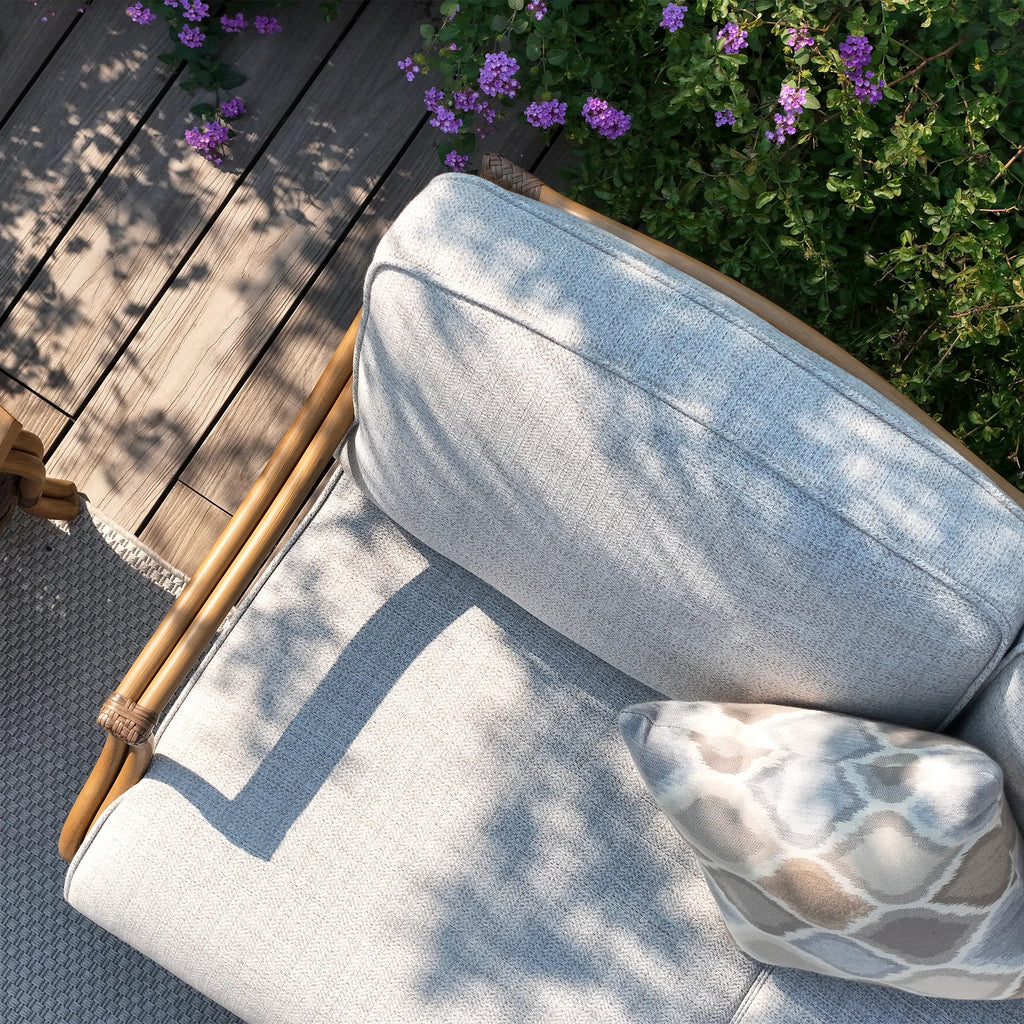 Outdoor Sofa and 2 Chairs with Coffee Table