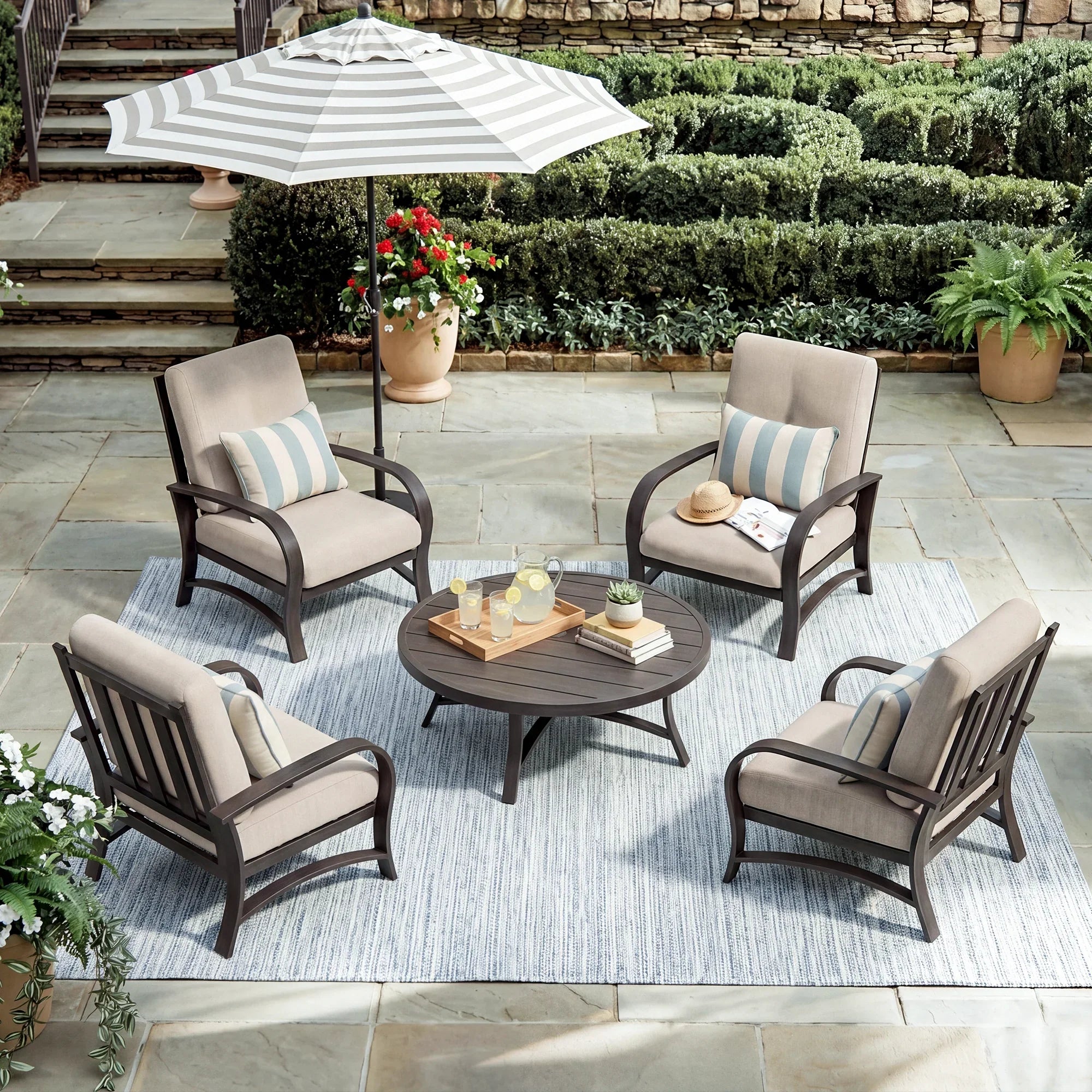 4-Seat Conversation Sets With Sunbrella® Cushions