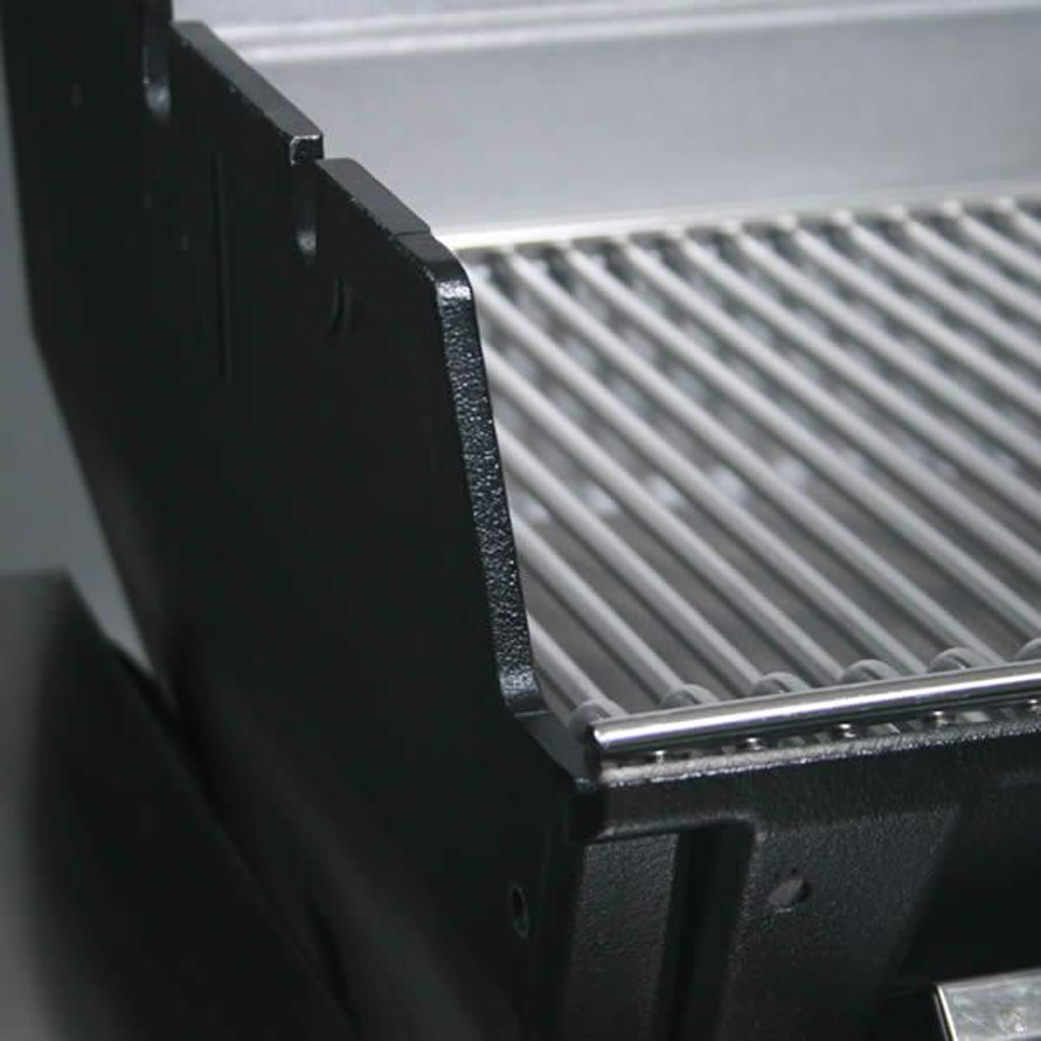 Broilmaster P4X Super Premium Cast Aluminum Gas Grill with Flare Busters