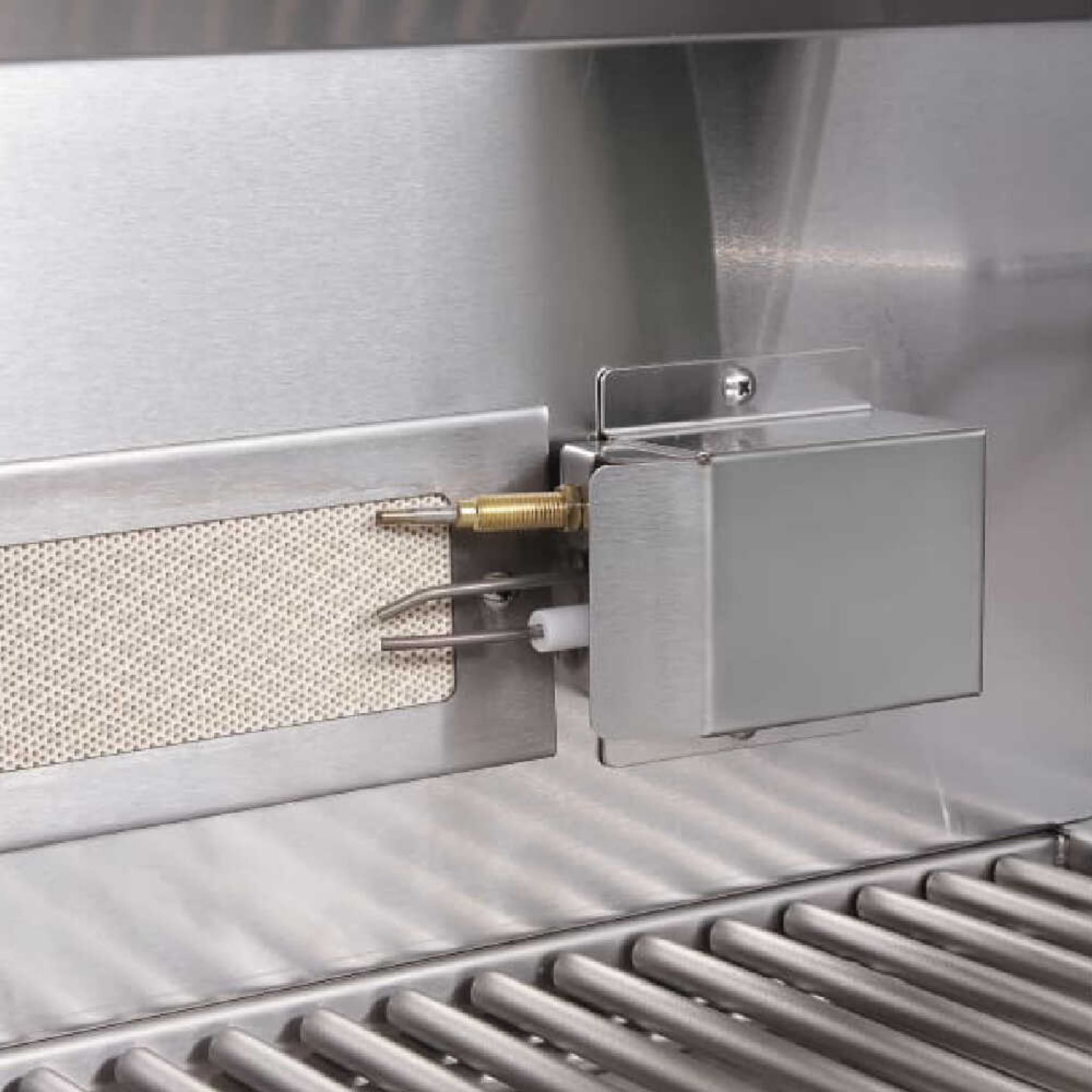 Edgestar 89K BTU 36-Inch Built-In Grill With Insulated Jacket And Double Access Doors [GRL360IBKIT]