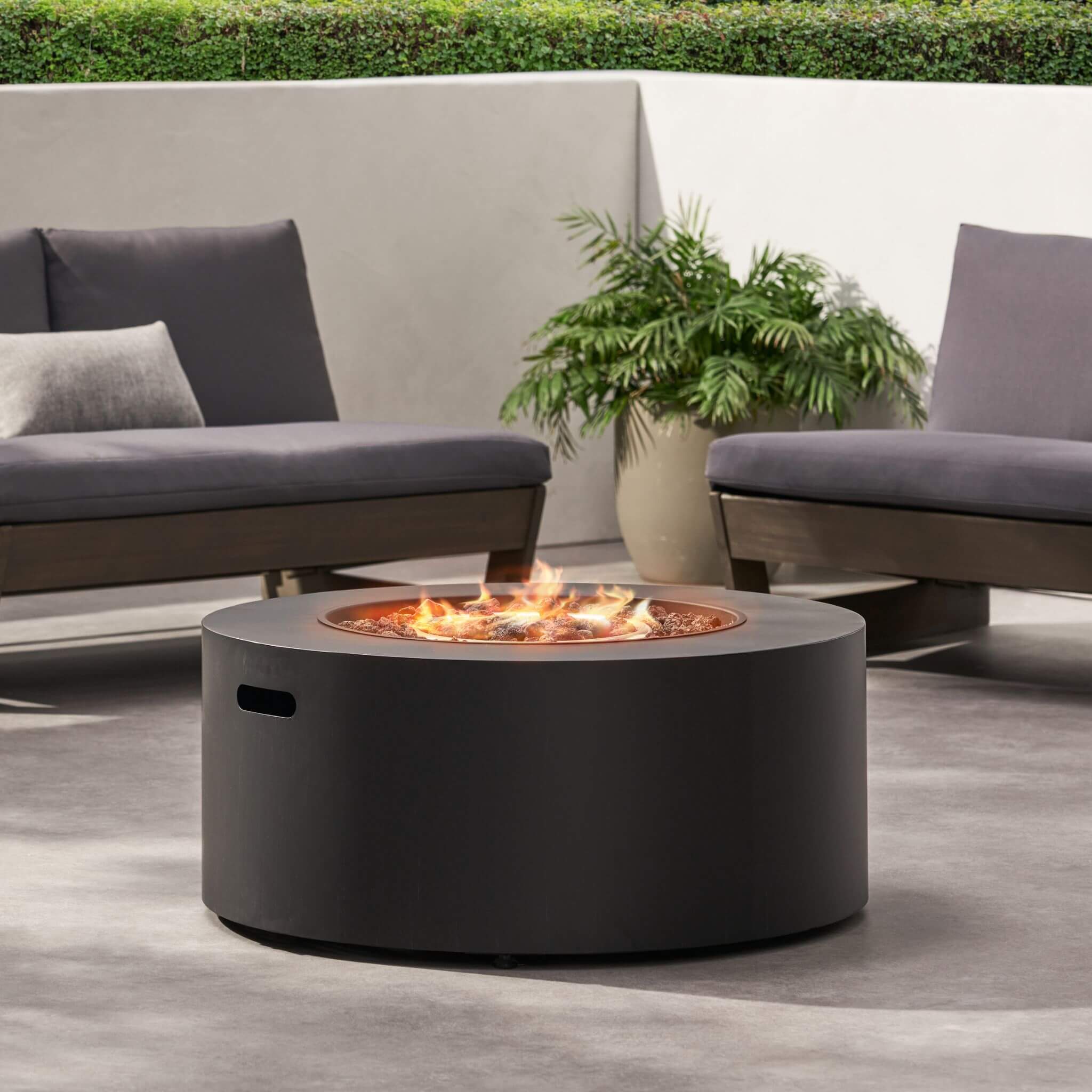 Alora Modern 32-Inch 40K BTU Round Iron Propane Fire Pit
